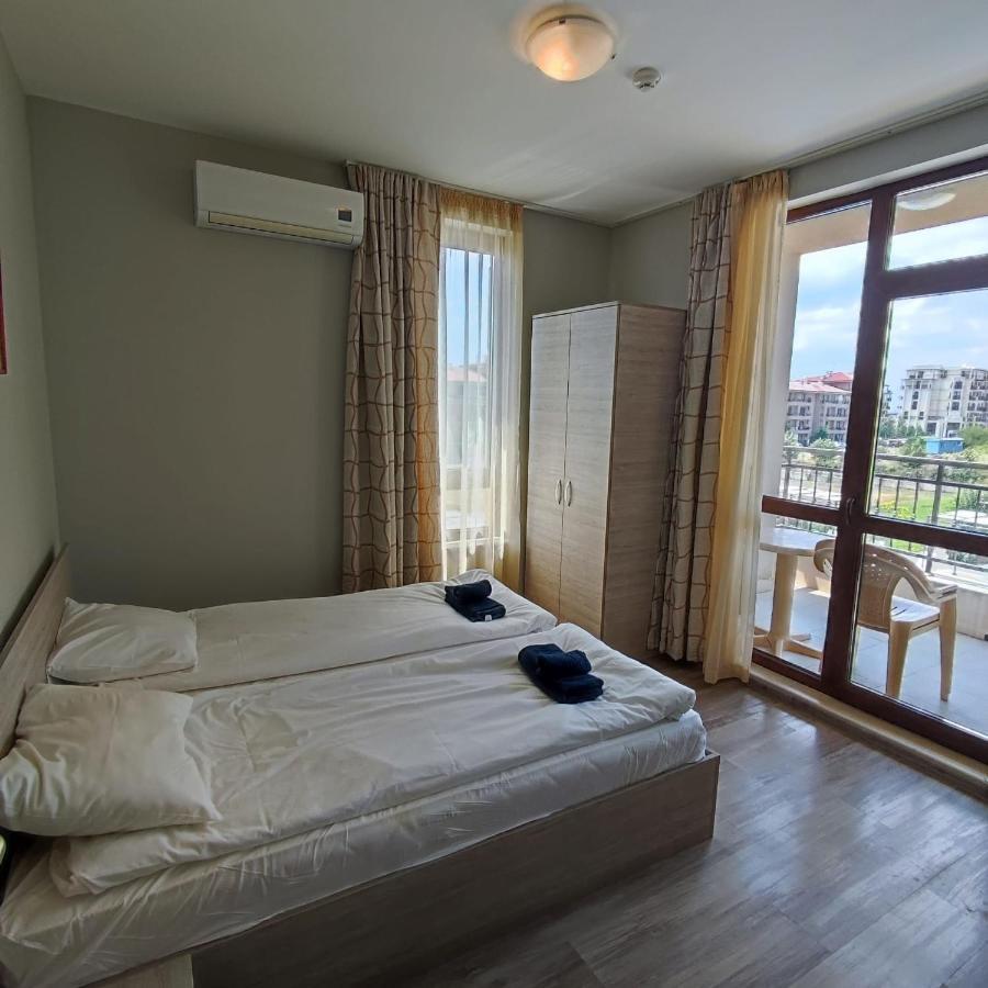 Apartment Sorrento Sole Mare - By The *